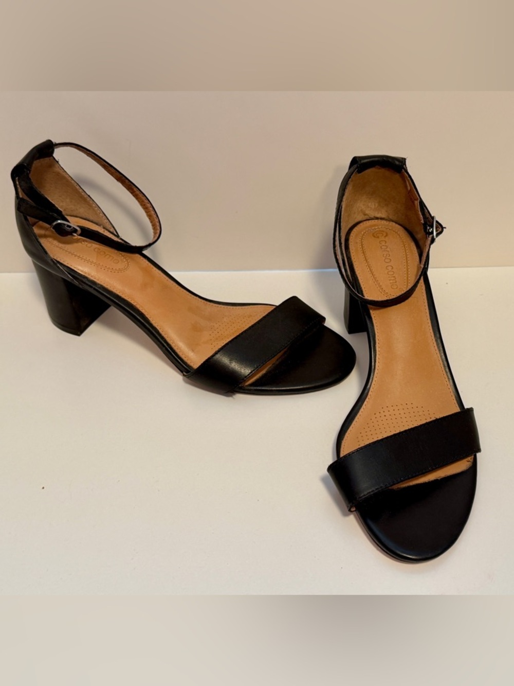 Corso Como Leather Cushioned Chunky Heeled sandals